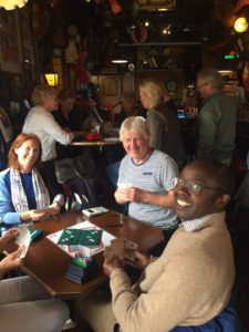 Terug van weggeweest: Amsterdamse bridge-kroegentocht voor de beginnende bridger