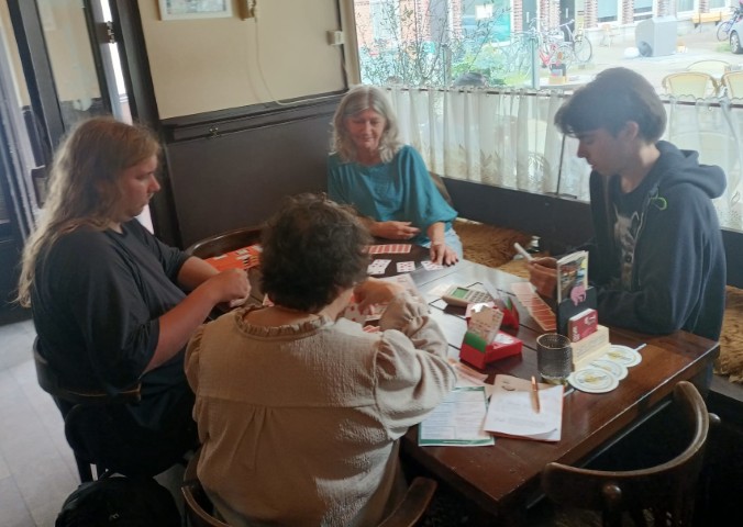 4859F8ac Db99 4E24 907D De62290fbb14 (Klein)