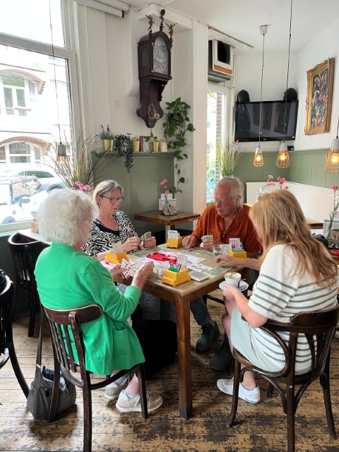 E28eca8d 8484 4F7f Af11 9D903dc70c88 (Klein)